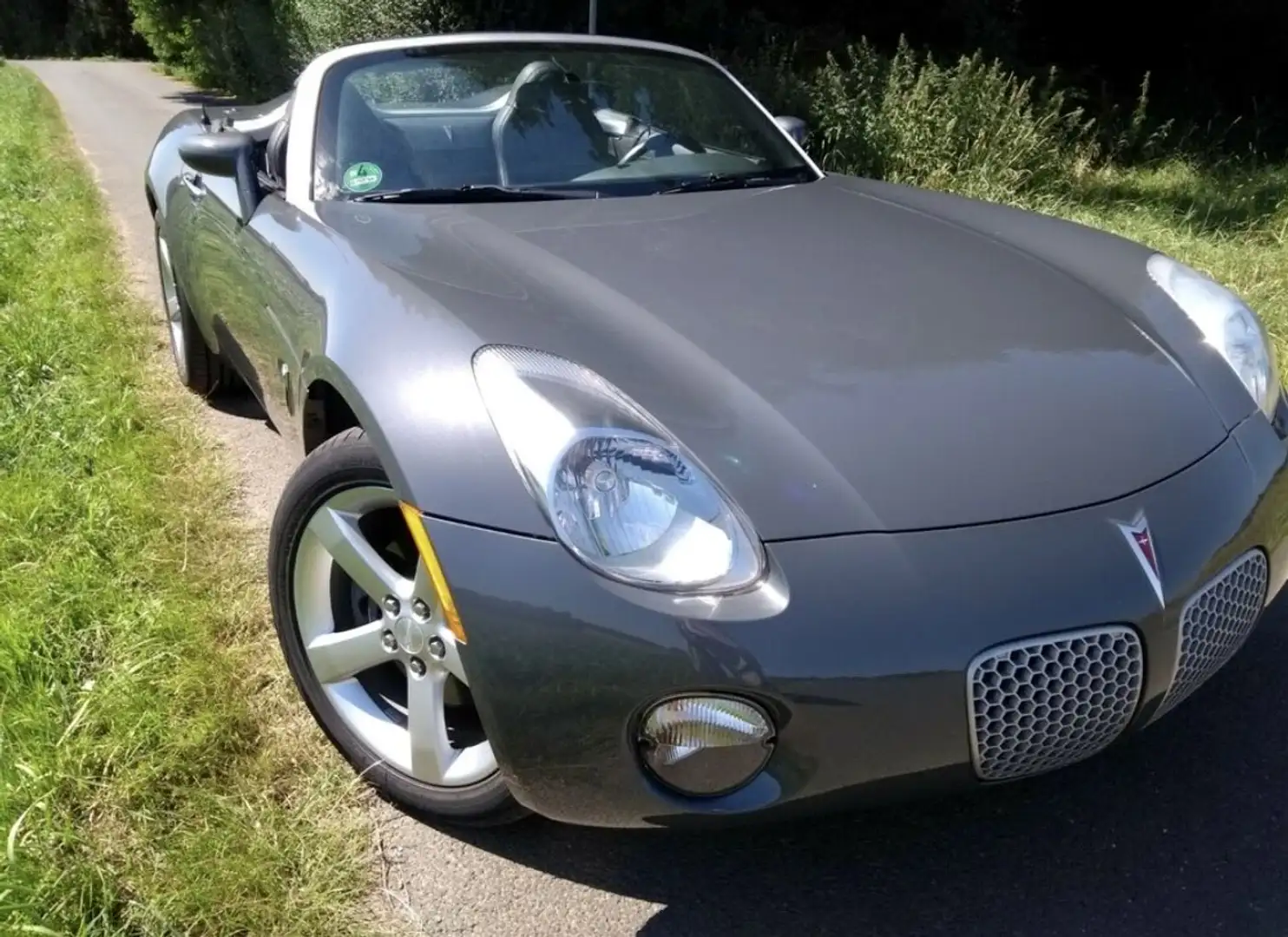 Pontiac Solstice 2.4 Liter Roadster Grau - 2