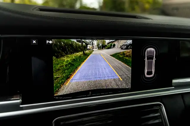 Porsche Panamera view 12