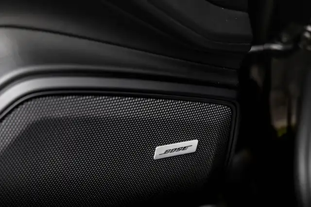 Porsche Panamera view 8