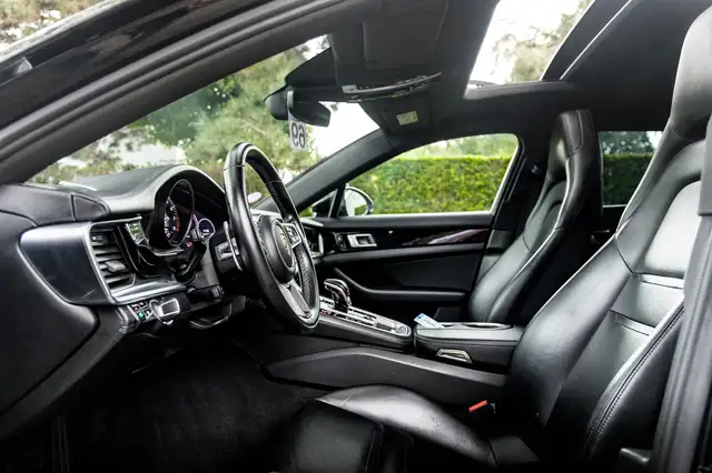 Porsche Panamera view 5