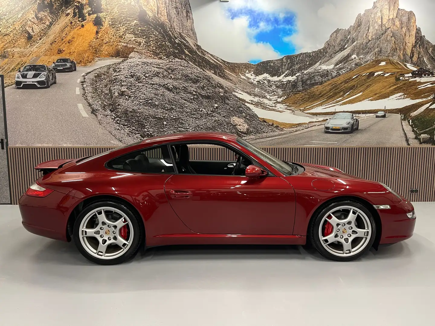 Porsche 911 3.8 Carrera S Červená - 1