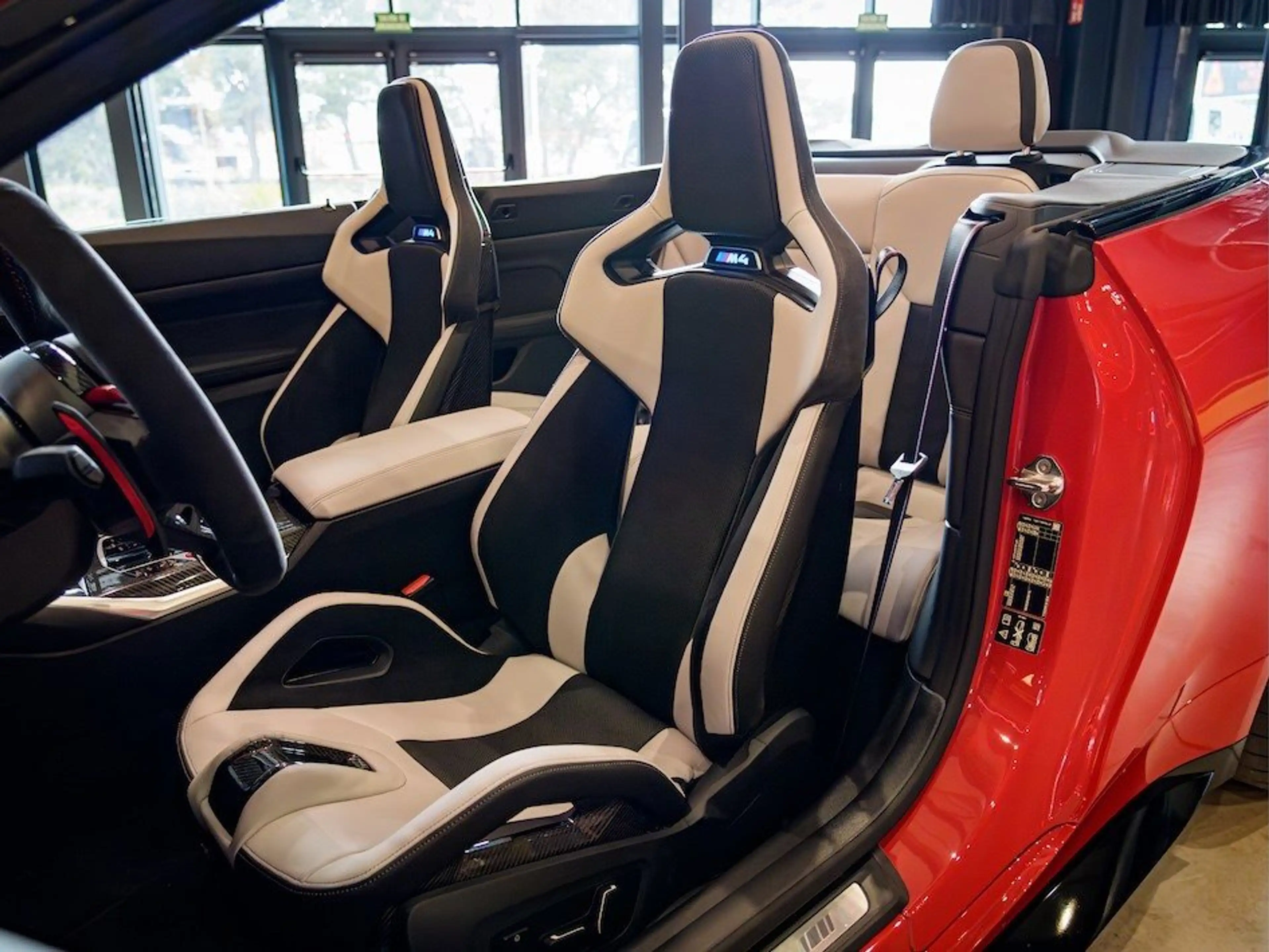 BMW M4 Competition Cabrio xDrive M Race Track, Ultimate — photo 13