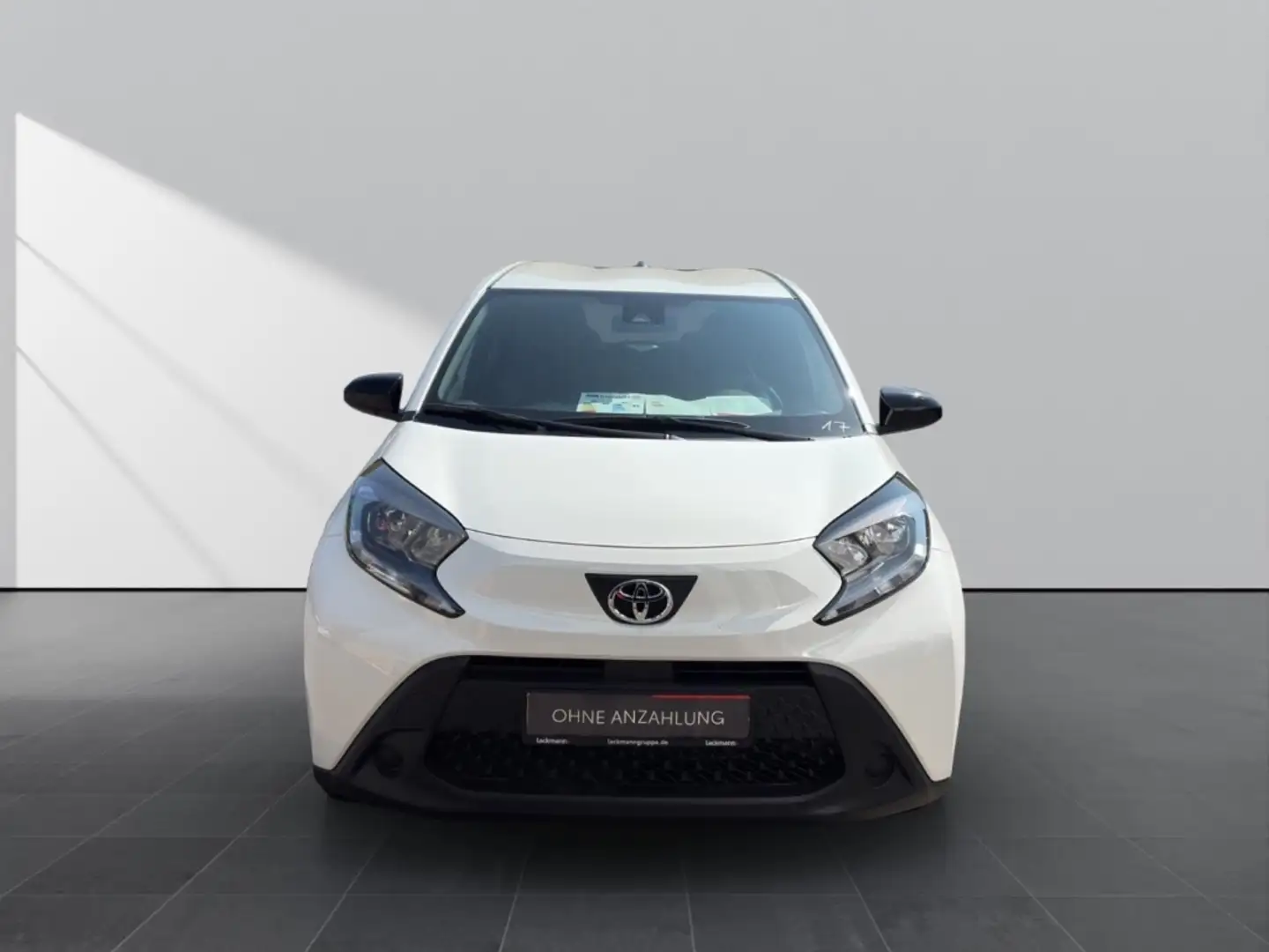 Toyota Aygo X 1.0 5-Türer Business Edition*CarPlay* Weiß - 2