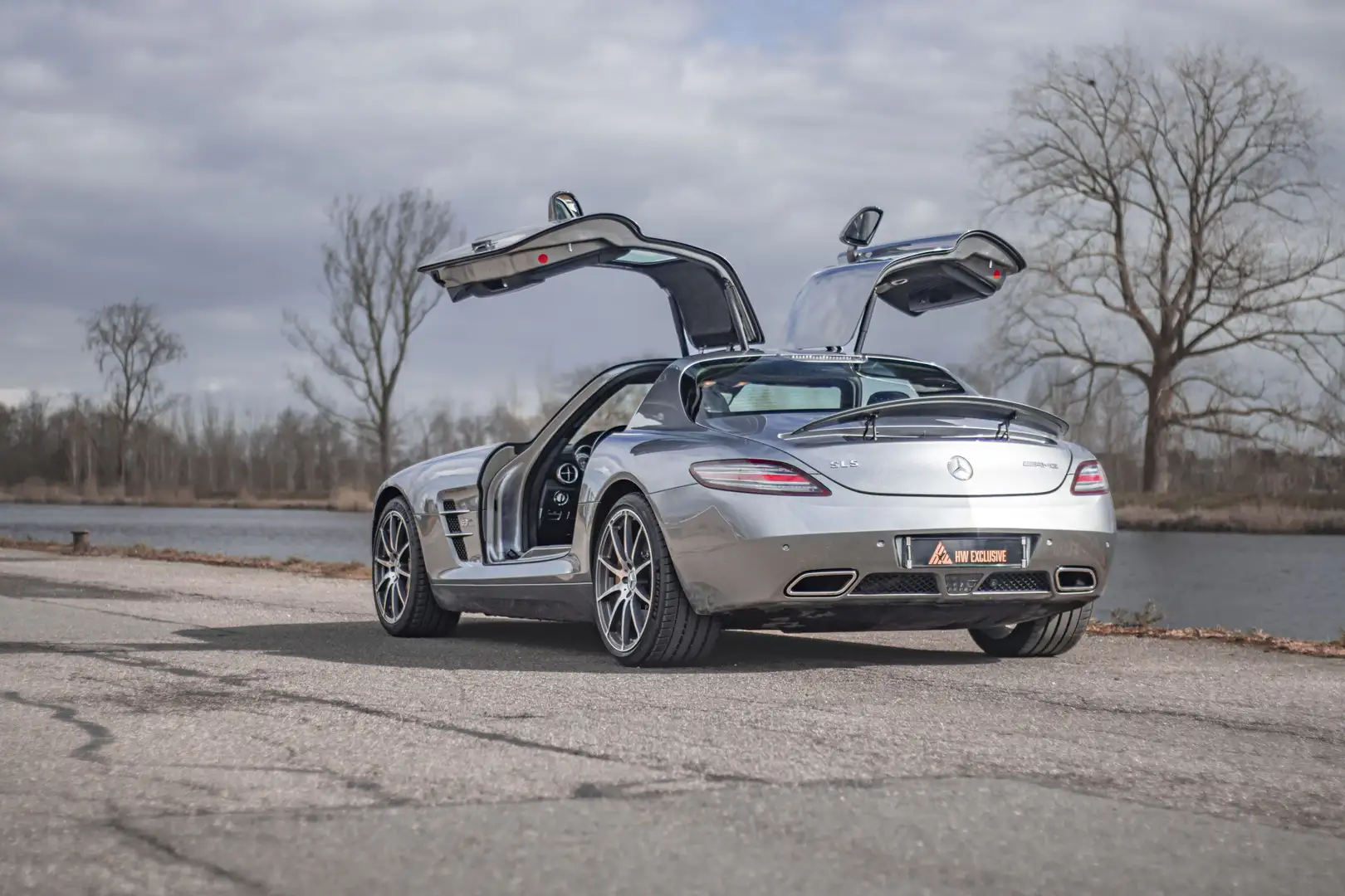 Mercedes-Benz SLS Coupé 6.3 AMG | Mint Condition | Ceramic Brakes | Серый - 2