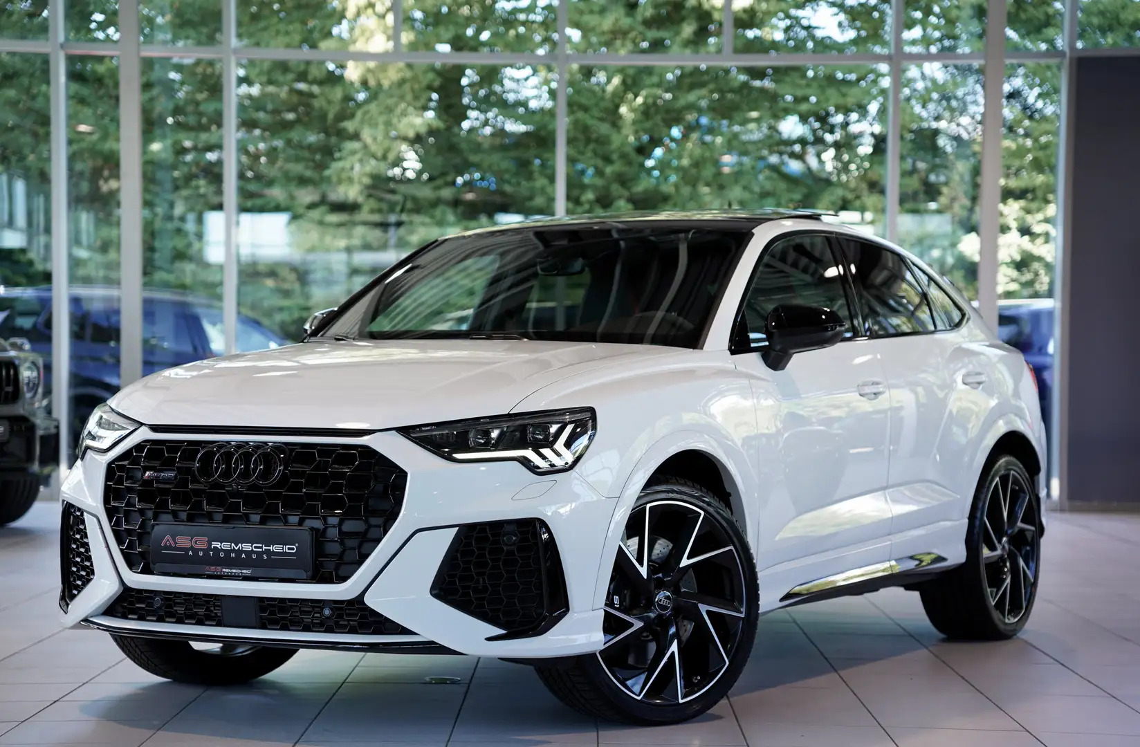 Audi RS Q3 q. Sportback *Pano *21Zoll *S-Abgas *B&O* Weiß - 1