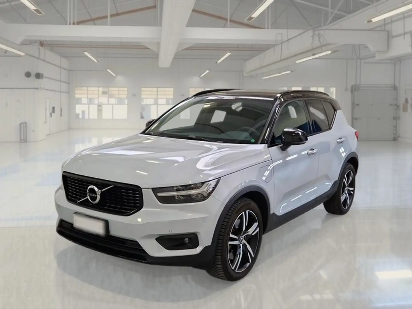 Volvo XC40 T4 Plug-in Hybrid auto Recharge R-Design - 1