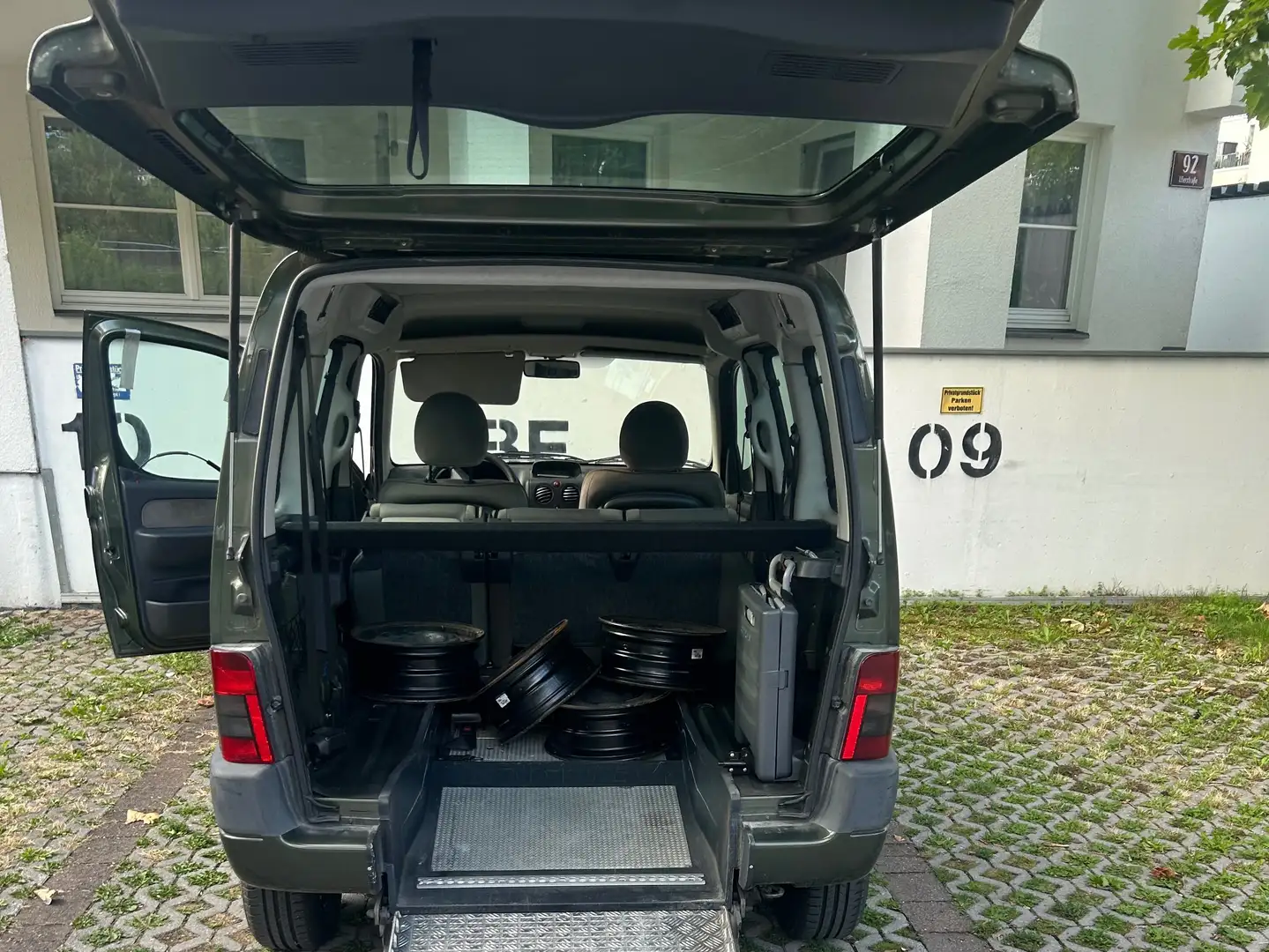 Citroen Berlingo Berlingo XTR FAM 2,0 HDI XTR Zelená - 1