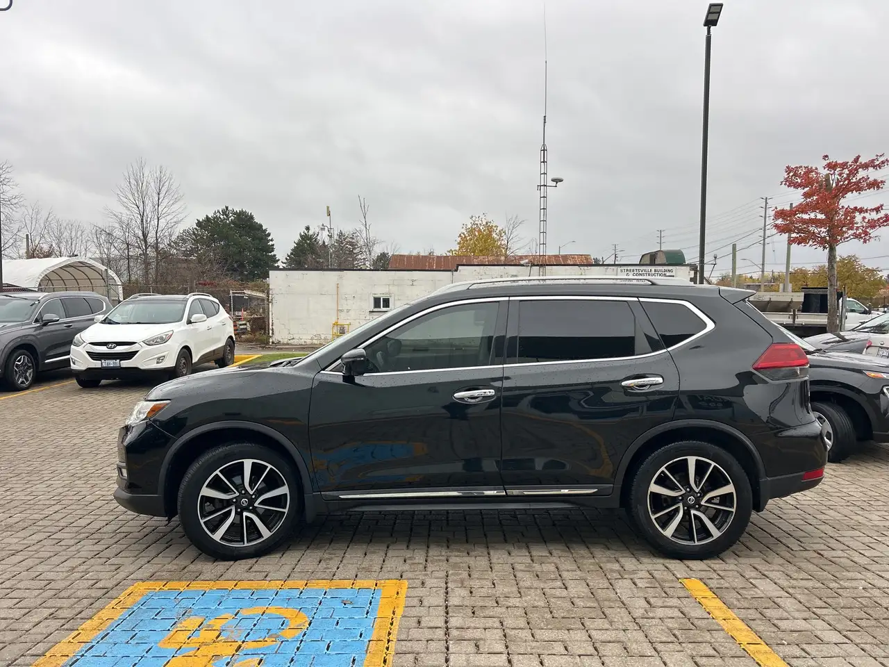 Nissan Rogue снимка Nissan Rogue