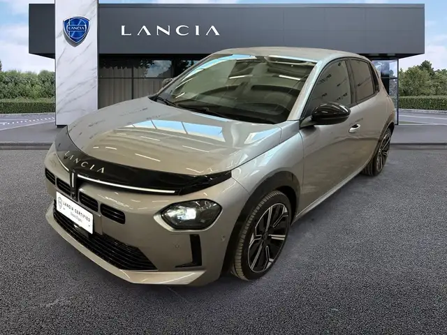 Lancia Ypsilon Ibrida 100cv LX e-DCT