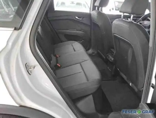 Audi Q4 E-Tron view 10