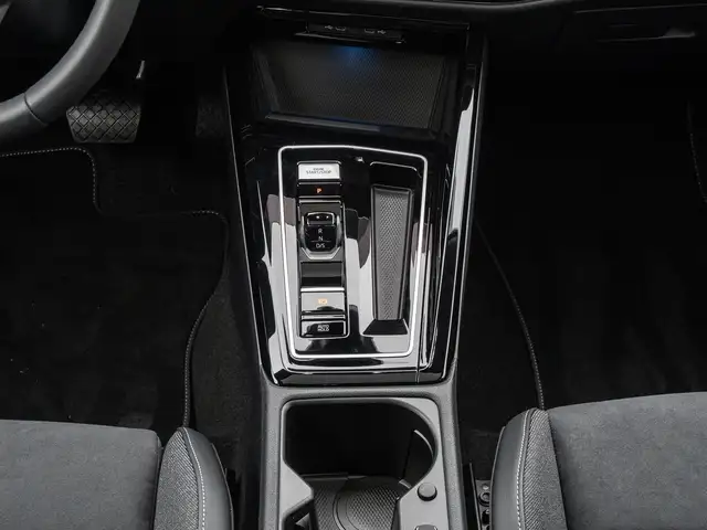 Volkswagen Golf view 15