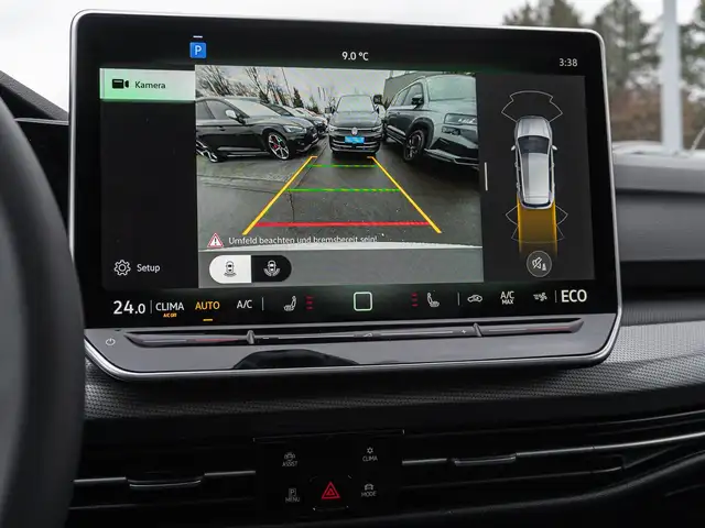 Volkswagen Golf view 14