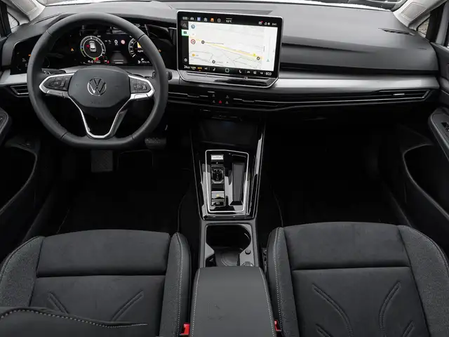 Volkswagen Golf view 11