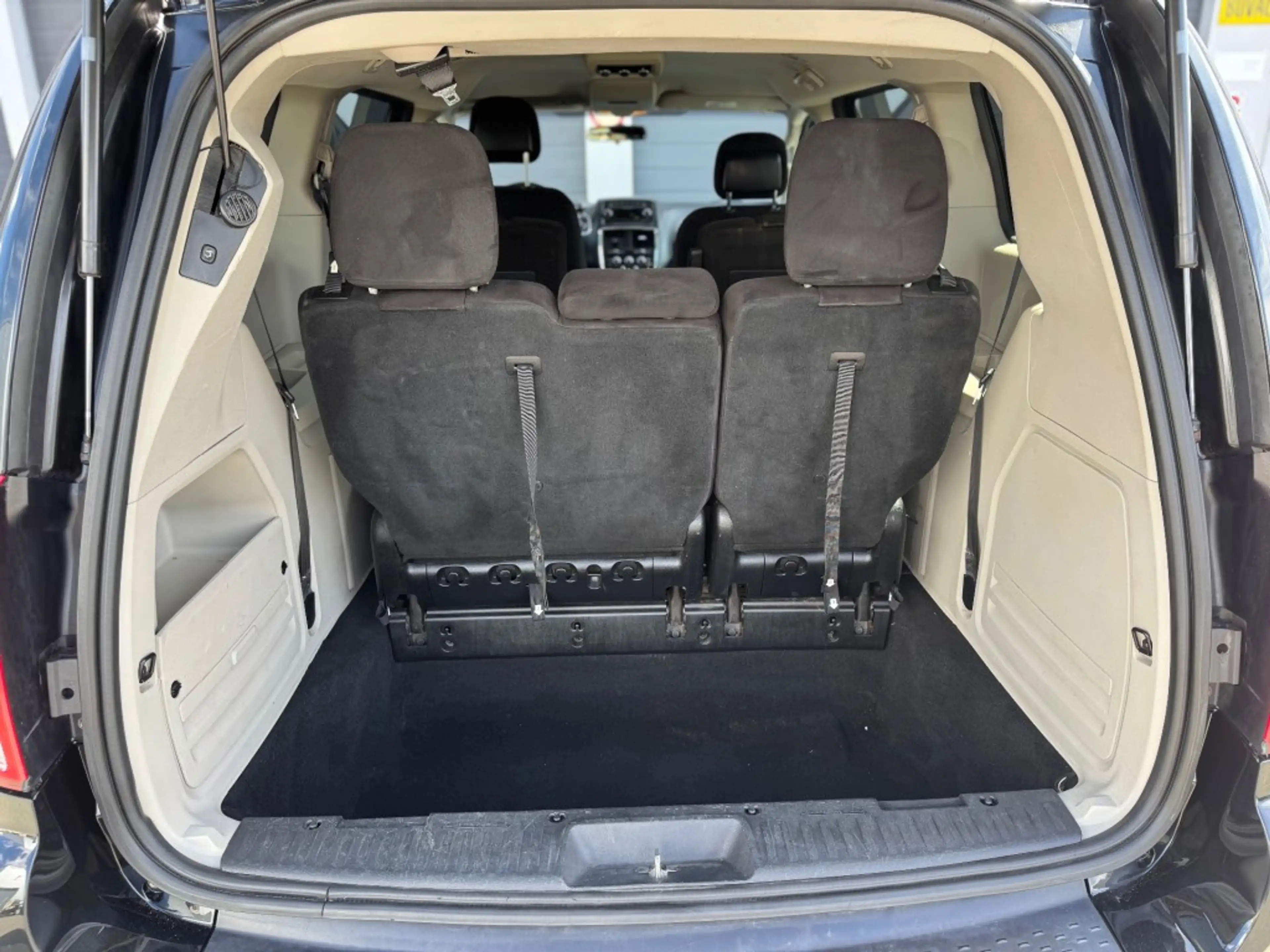 Chrysler 3.6 TOURING — photo 9
