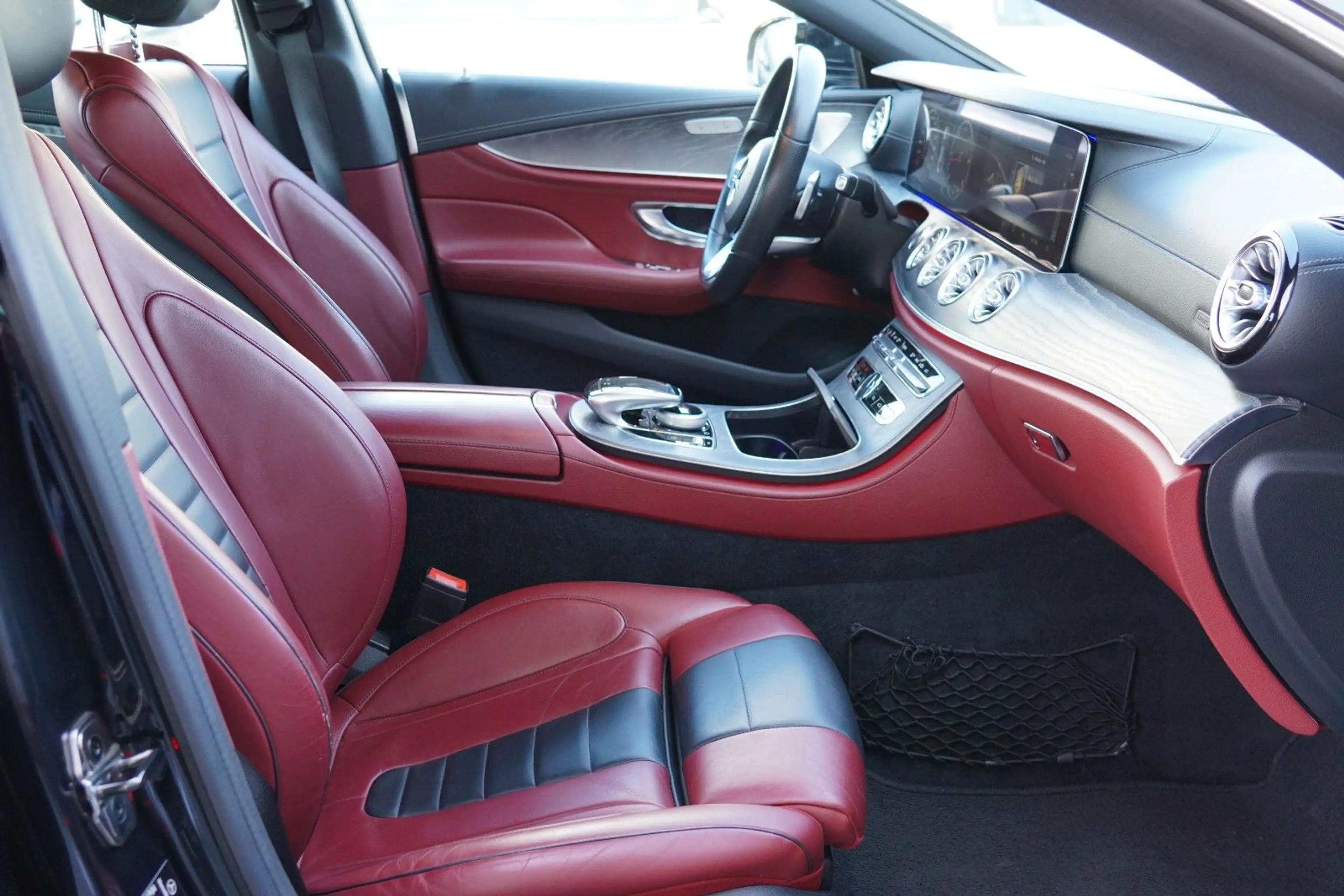 Mercedes-Benz CLS 300 CLS CLS 300 d — photo 9