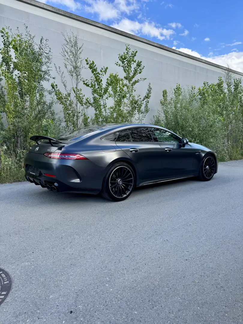 Mercedes-Benz AMG GT Mercedes-AMG 43 4MATIC+ Limousine Aut. Schwarz - 2
