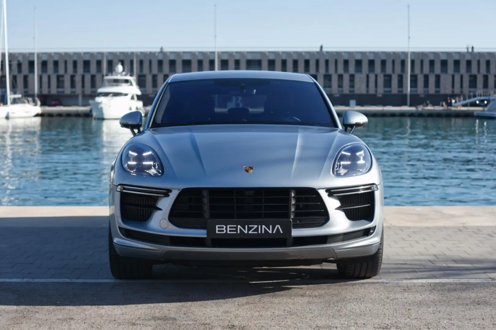Porsche Macan Turbo Aut. Zilver - 2