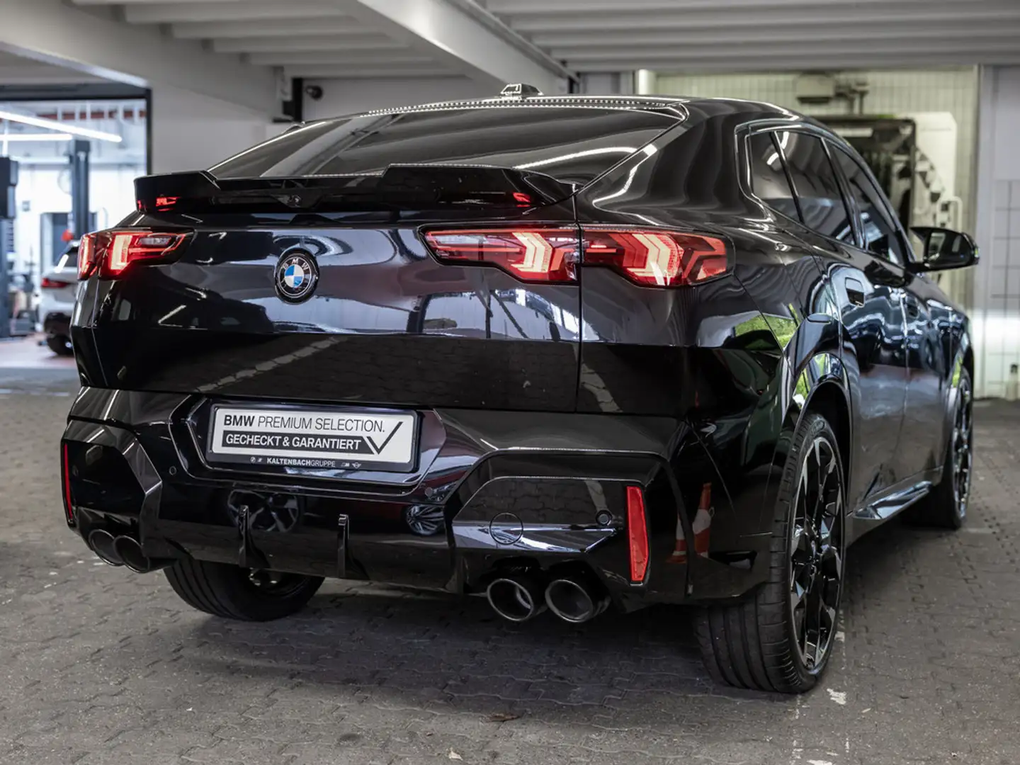 BMW X2 M 35i xDrive PANO LED ALUFELGEN 21 ZOLL HUD Schwarz - 2