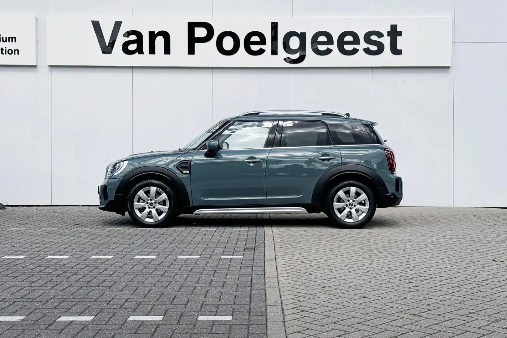 MINI One Countryman Business Edition Groen - 2