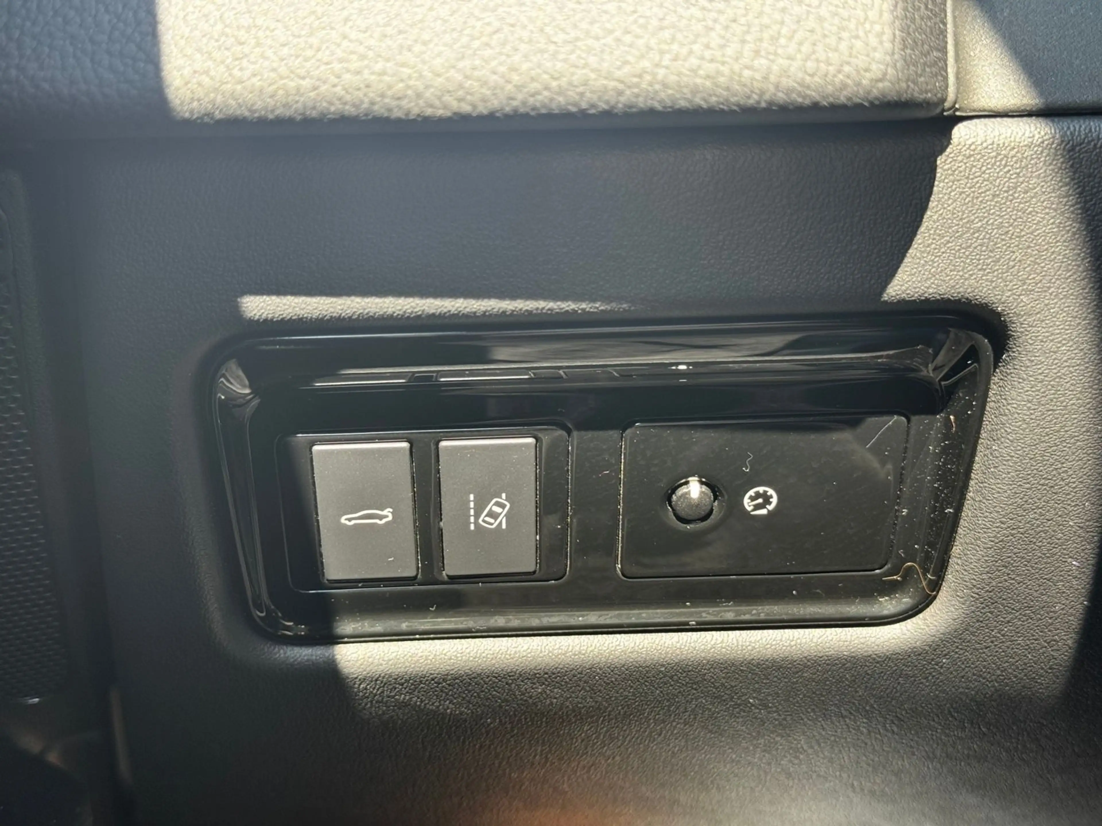 Jaguar XF Ingenium Edition — photo 20
