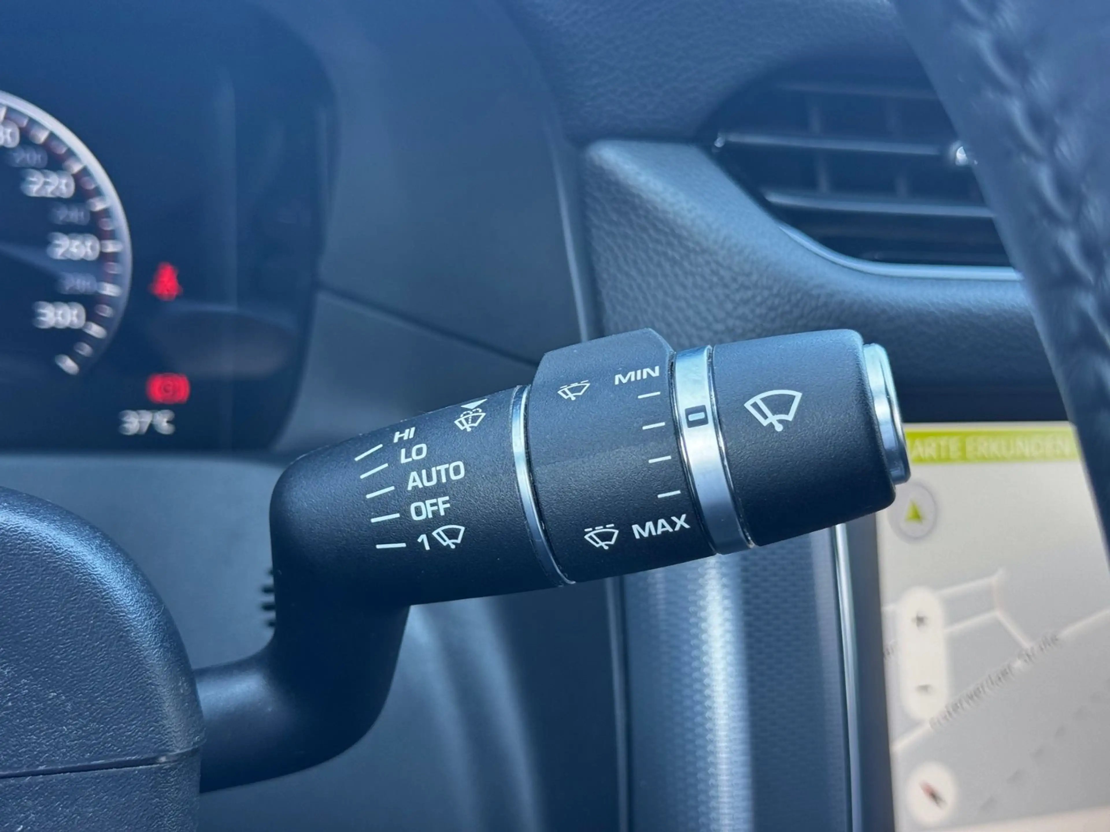 Jaguar XF Ingenium Edition — photo 19