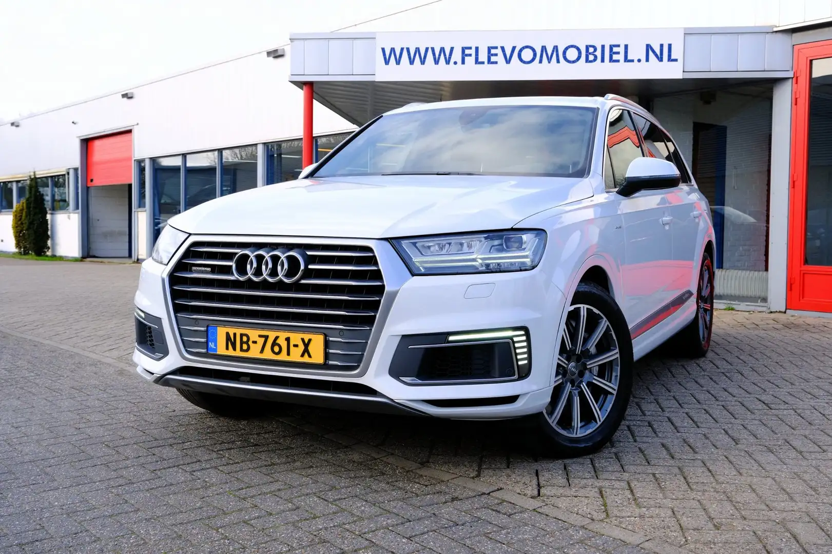 Audi Q7 e-tron 3.0 TDI Quattro Sport S-Line Aut.|Leder|Pano|LMV 2 Weiß - 1