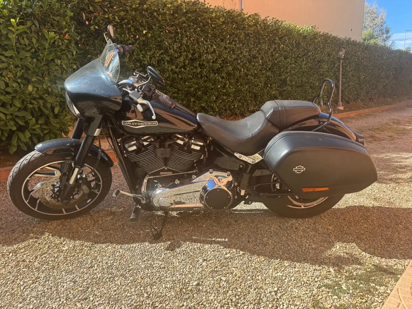 Harley-Davidson Sport Glide Černá - 1