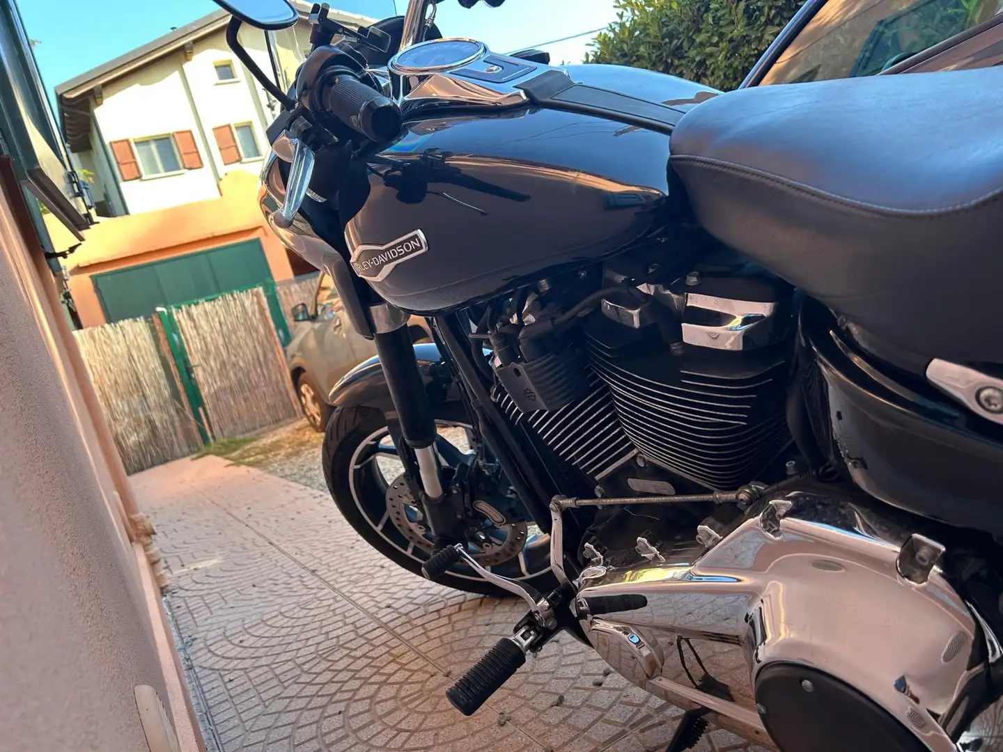 Harley-Davidson Sport Glide Černá - 2