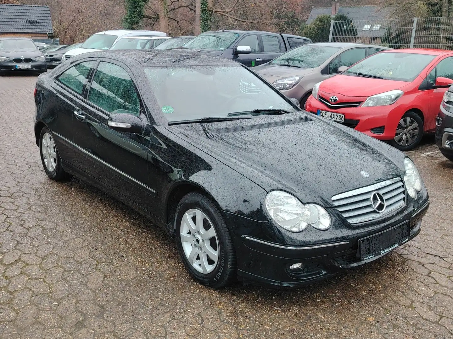 Mercedes-Benz C 180 Sportcoupe C 180 Kompressor / Automatik / Schwarz - 2