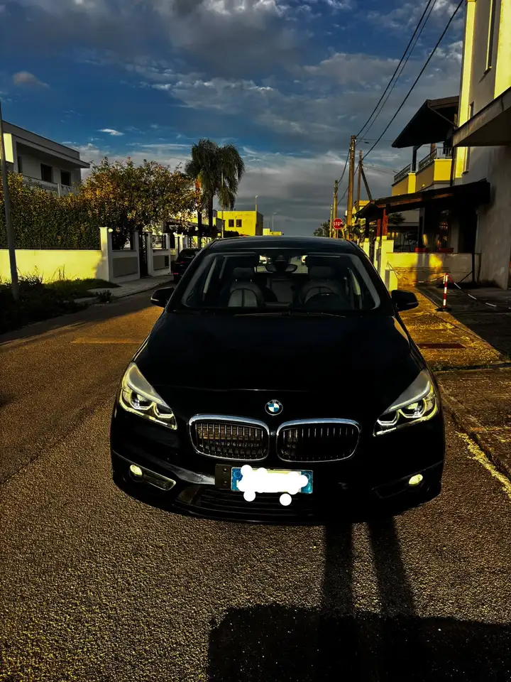 BMW 218