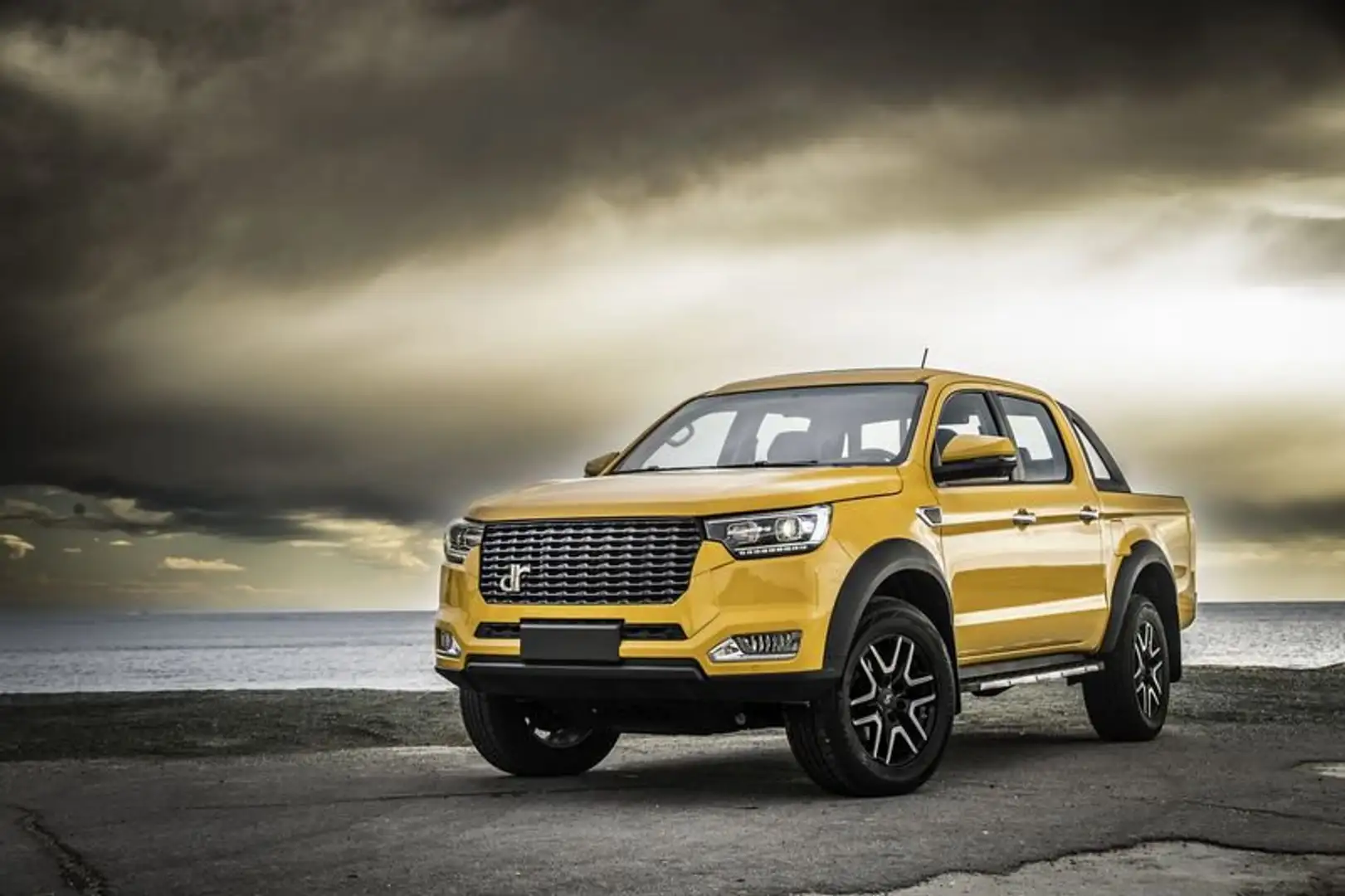 DR Automobiles PK8 2.0 Turbo Diesel Doppia Cabina 4x4 Bianco - 2