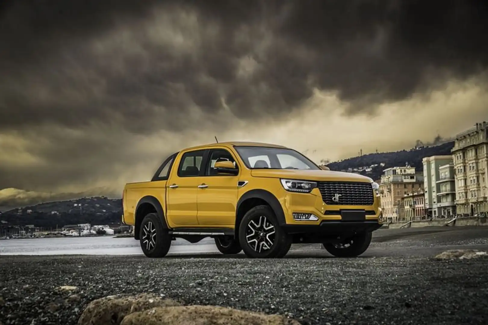 DR Automobiles PK8 2.0 Turbo Diesel Doppia Cabina 4x4 Bianco - 1