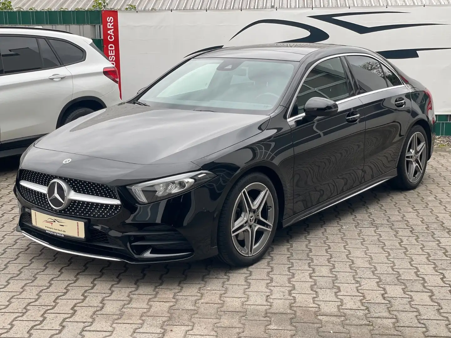 Mercedes-Benz A 200 |AMG|Navi|Automatik|Kamera|Panorama|LED| Schwarz - 2