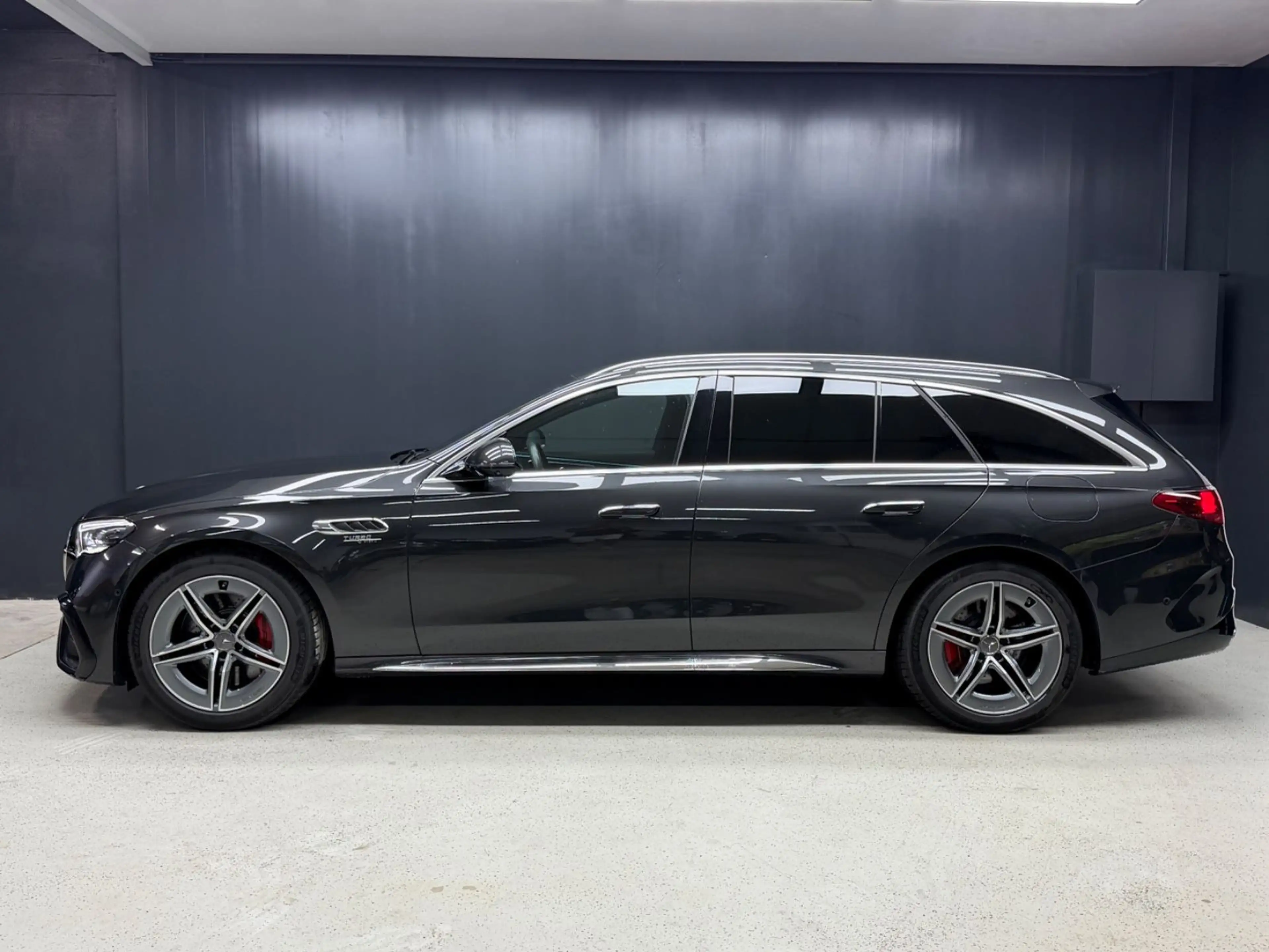 Mercedes-Benz E 53 AMG *Driver's Package*Performance-Sitze*AHK — photo 4