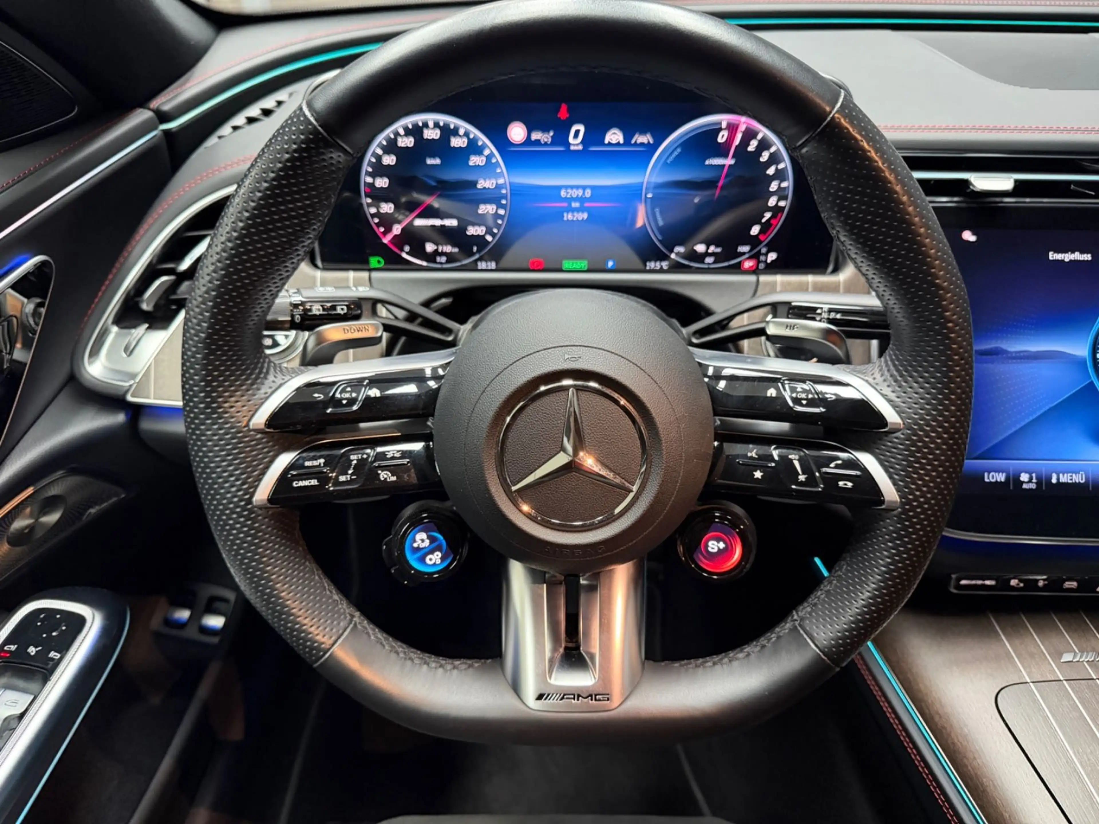 Mercedes-Benz E 53 AMG *Driver's Package*Performance-Sitze*AHK — photo 19