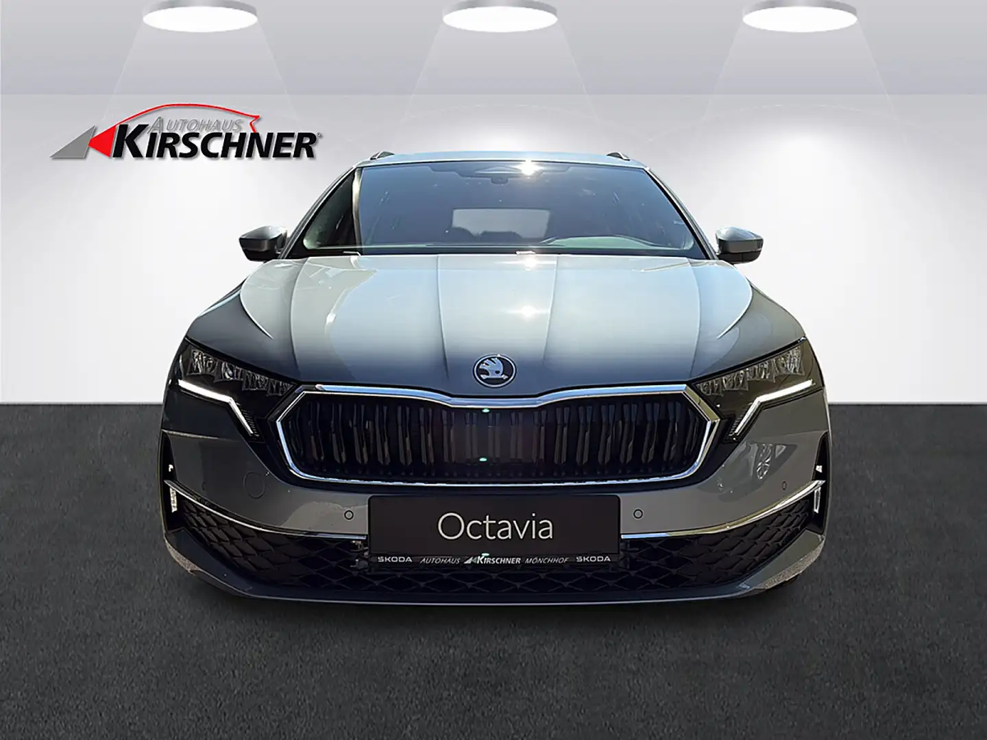 Skoda Octavia Kombi 1,5 TSI mHEV Selection DSG Silber - 2