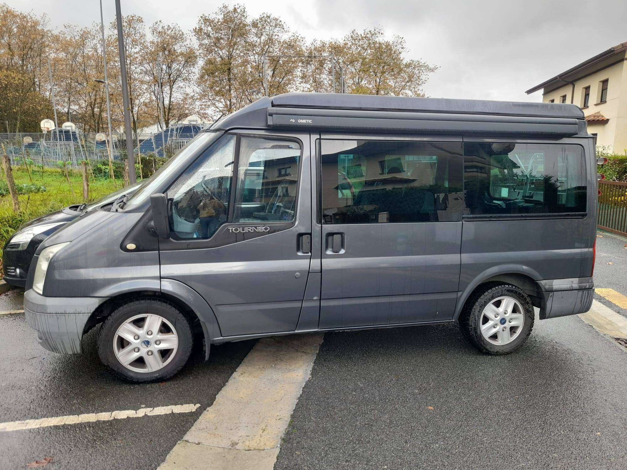 Ford Transit FT 350L Van 115 - foto 1