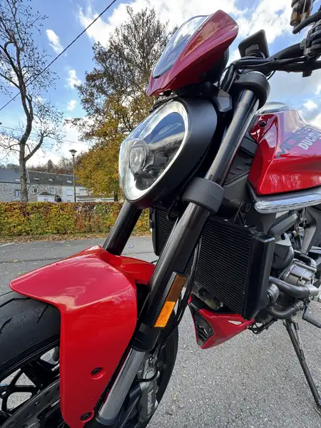 Ducati Monster 937 - foto 7