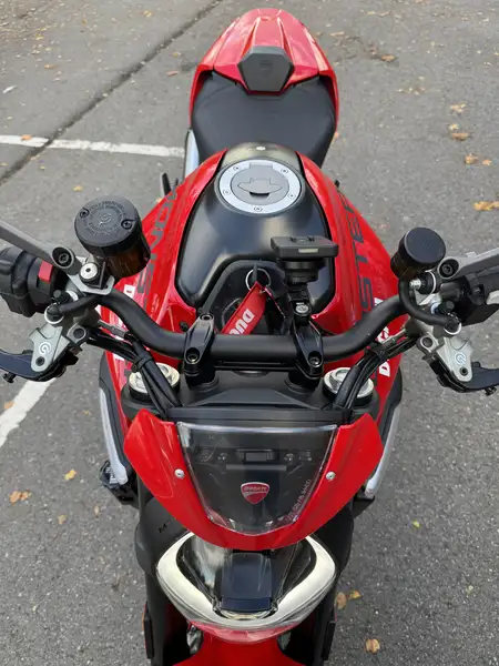 Ducati Monster 937 - foto 5