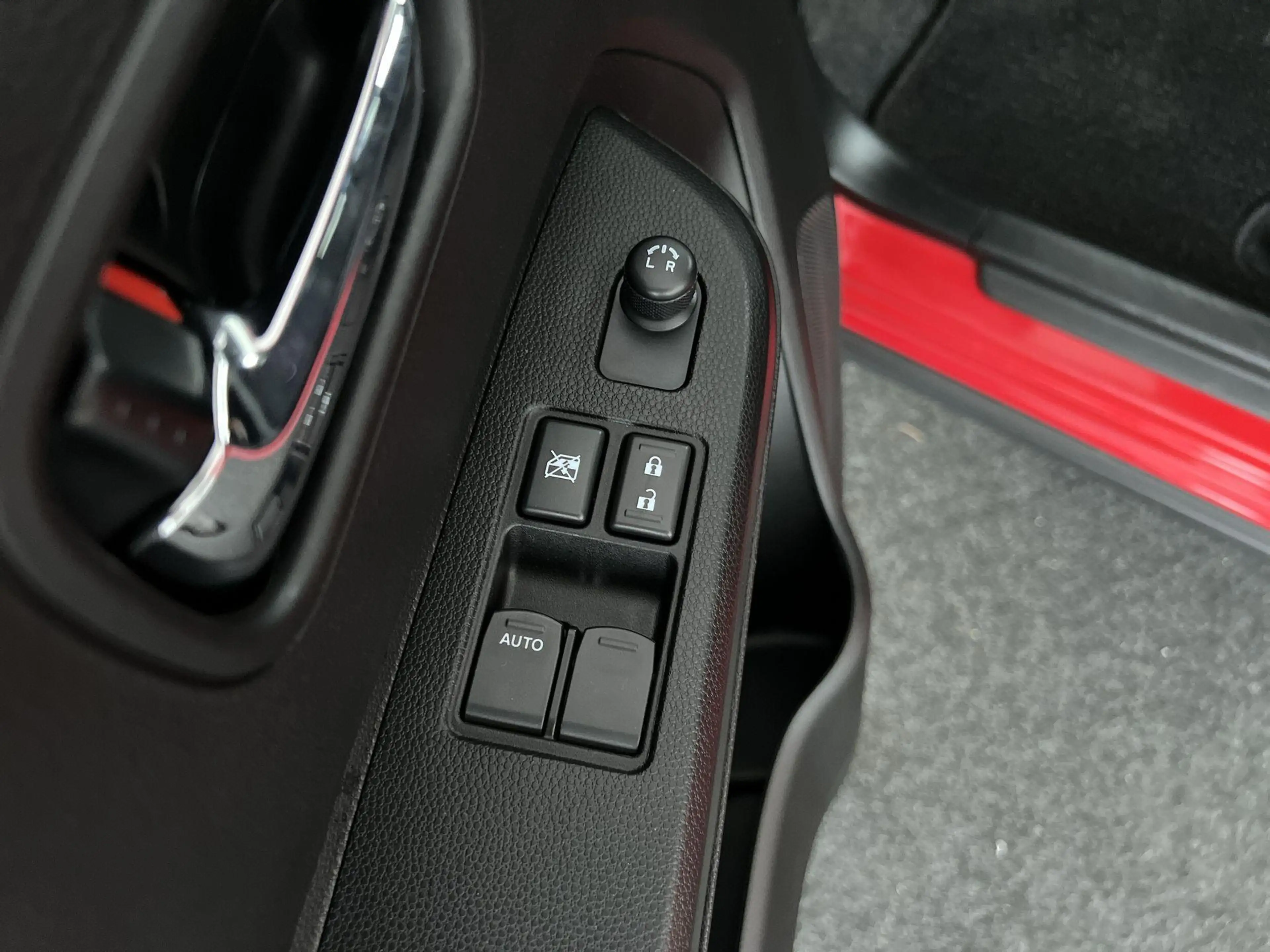 Suzuki Ignis 1.2 Smart Hybrid Select — photo 12