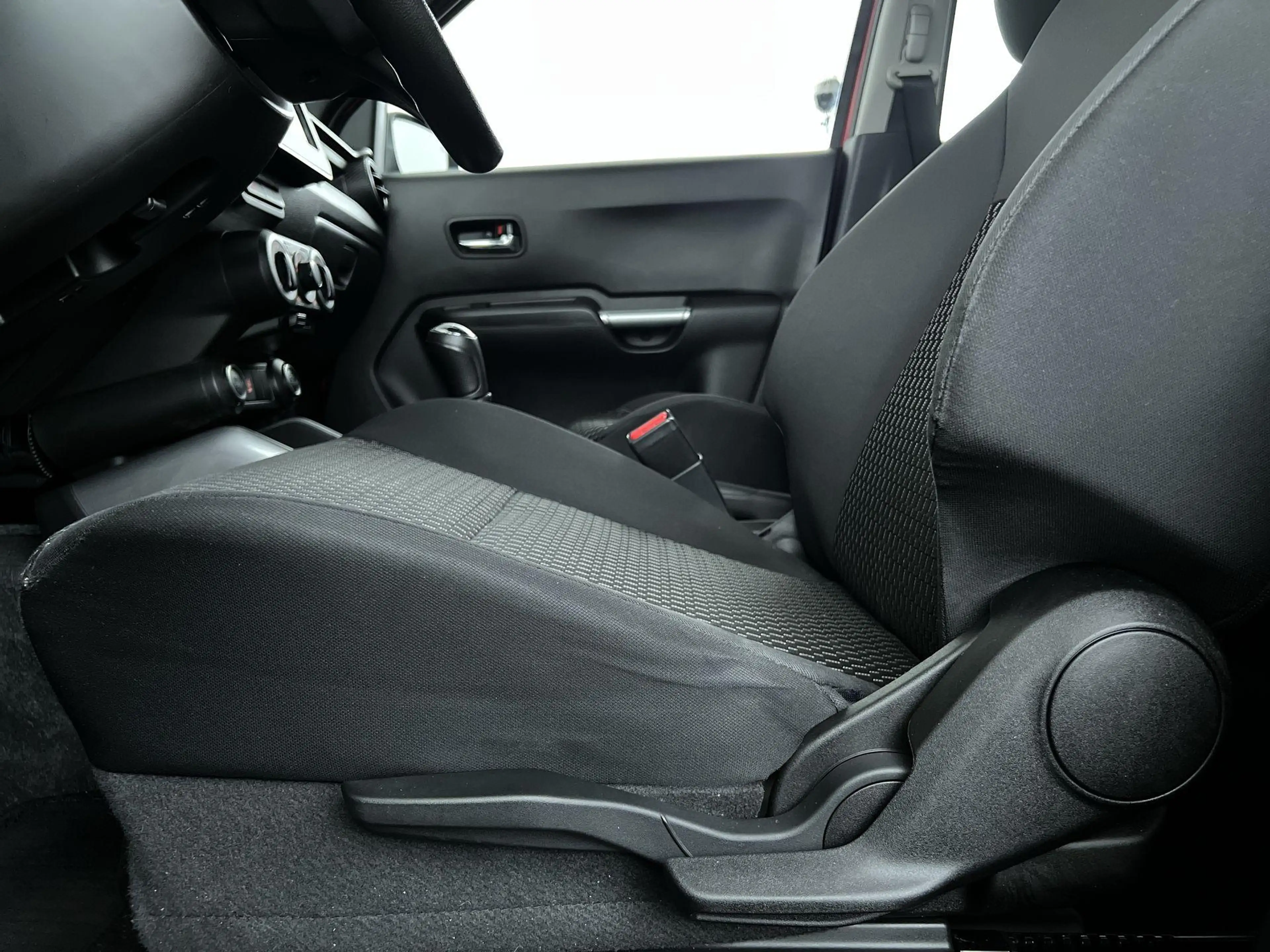 Suzuki Ignis 1.2 Smart Hybrid Select — photo 13