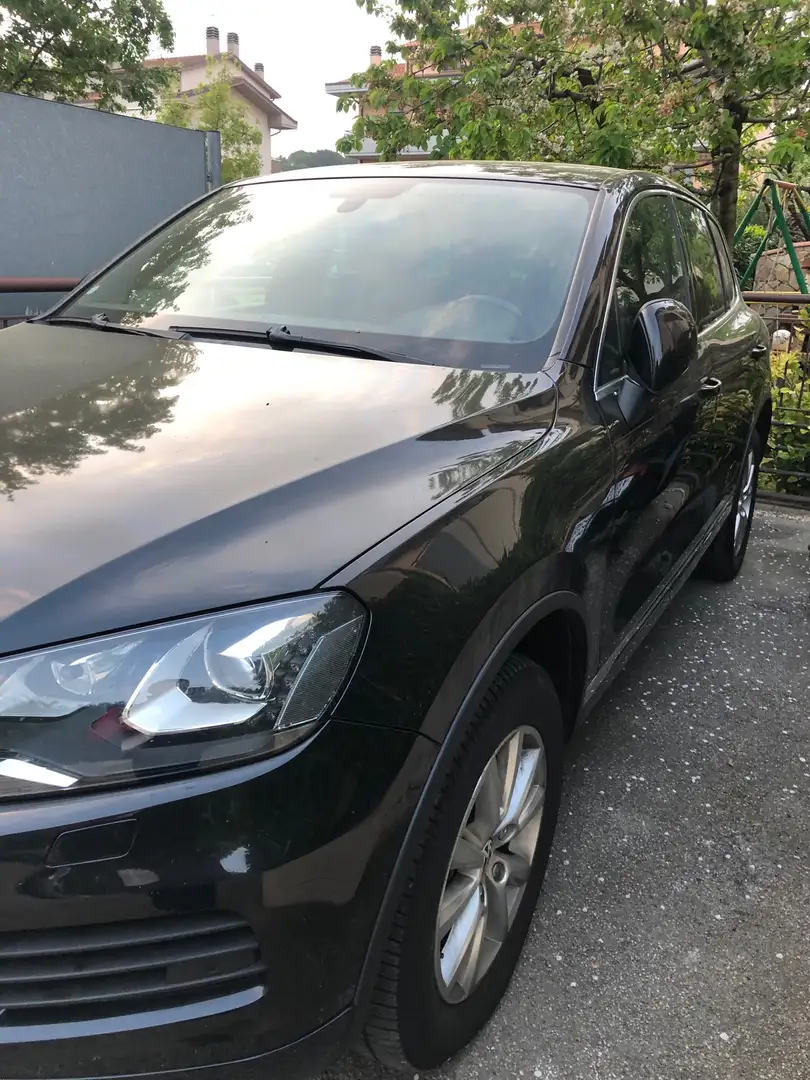 Volkswagen Touareg 3.0 V6 tdi tiptronic Nero - 2