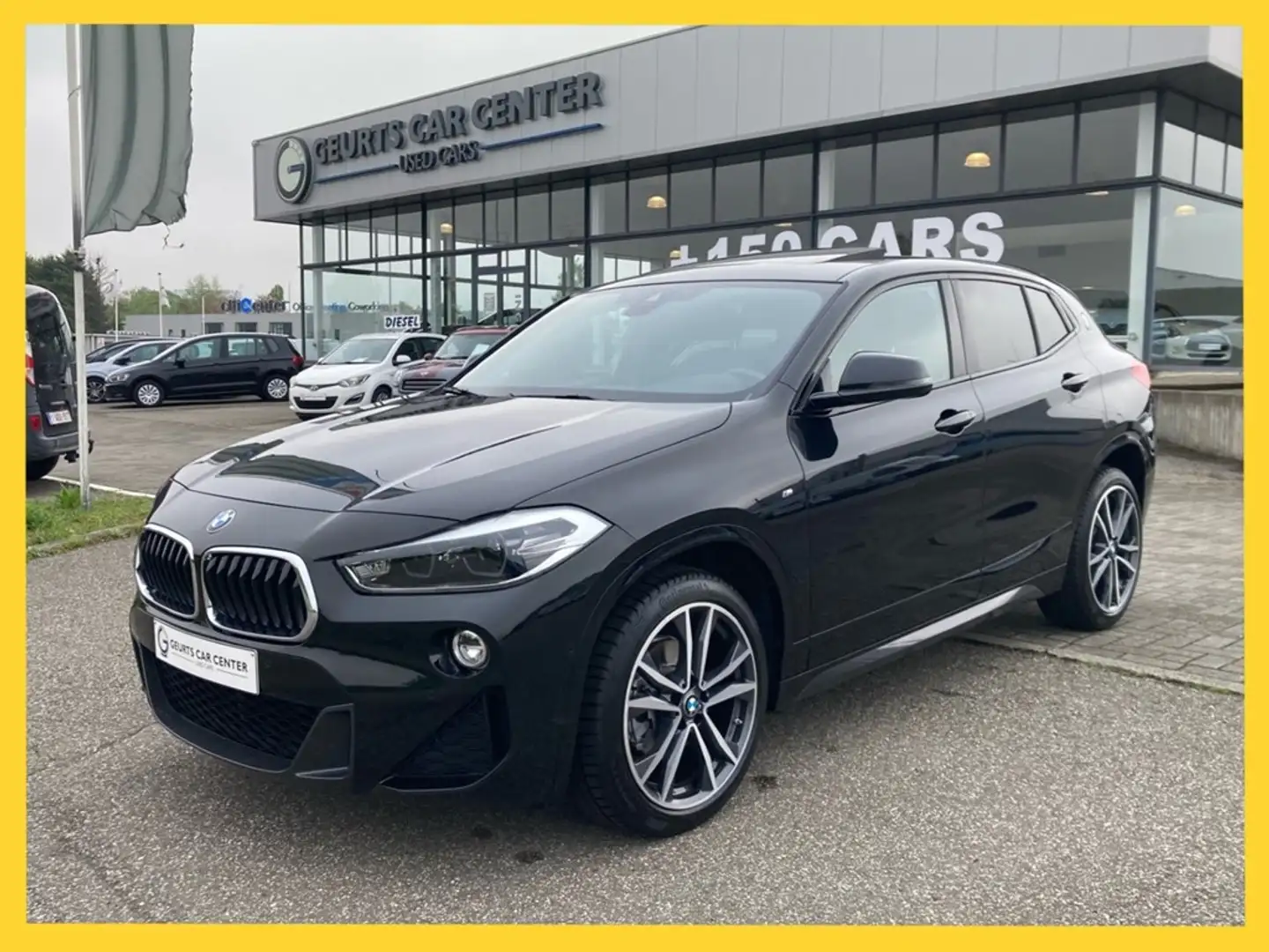 BMW X2 sDrive18 M-Pack 1.5 136pk ! Zwart - 1