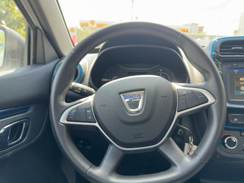 Dacia Spring Business Automatik Klima*Navi*Rückfahrcam — photo 10