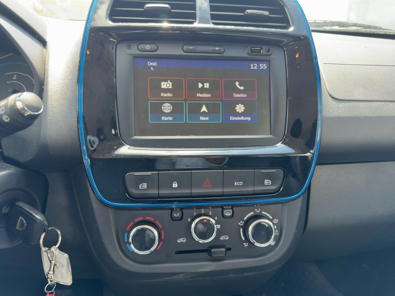 Dacia Spring Business Automatik Klima*Navi*Rückfahrcam — photo 11