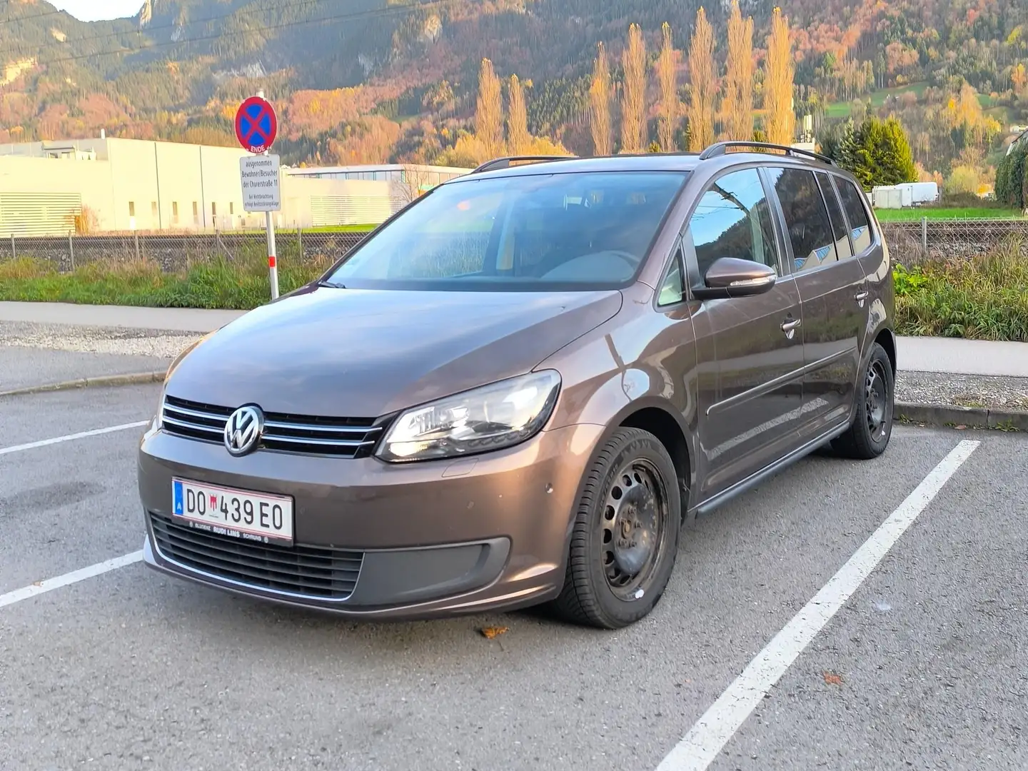 Volkswagen Touran Highlight Automatik Braun - 2