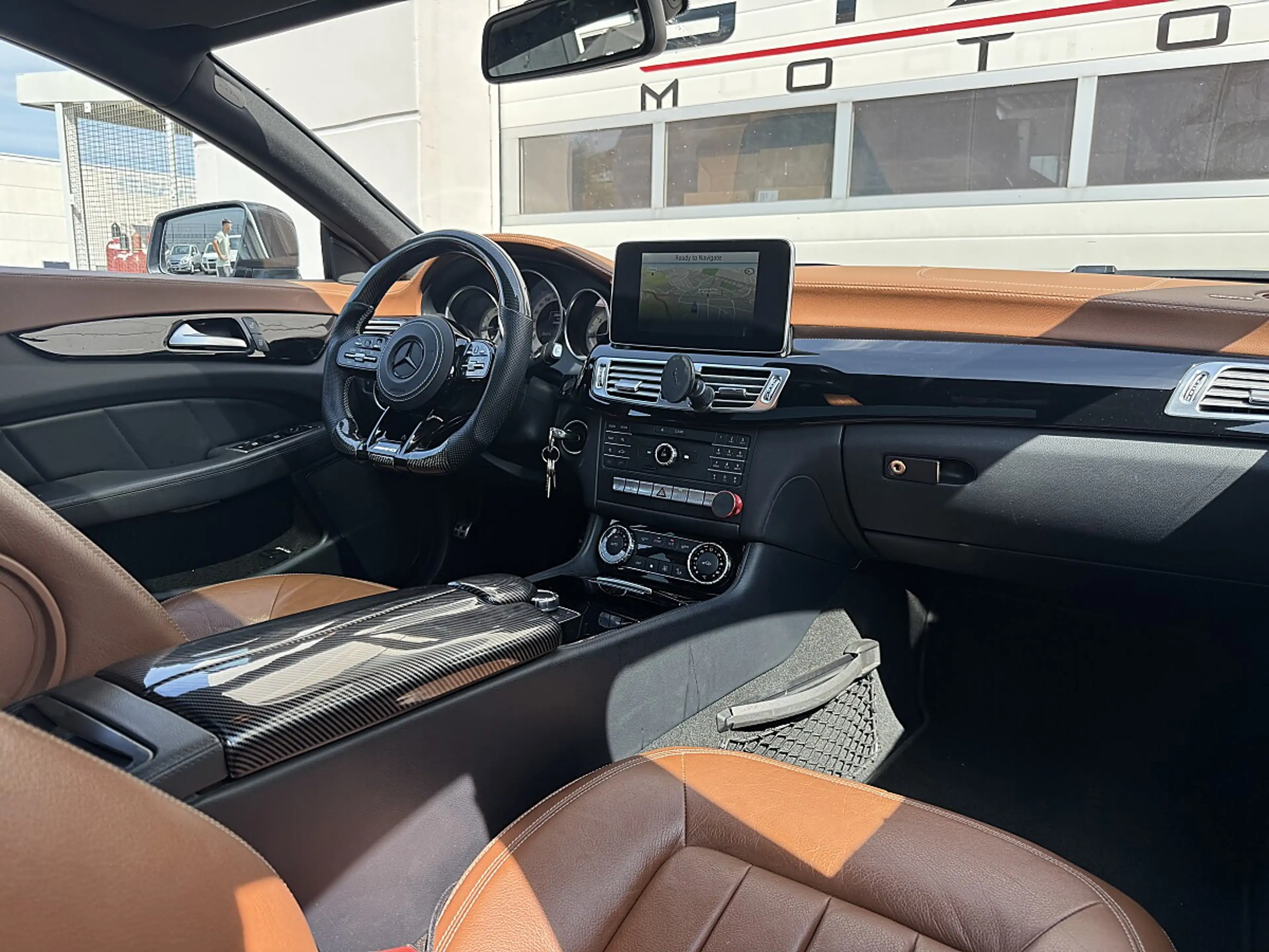 Mercedes-Benz CLS 250 d Aut./AMG 63 HECK/NAVI/LED/STZHZG/F1 — photo 11