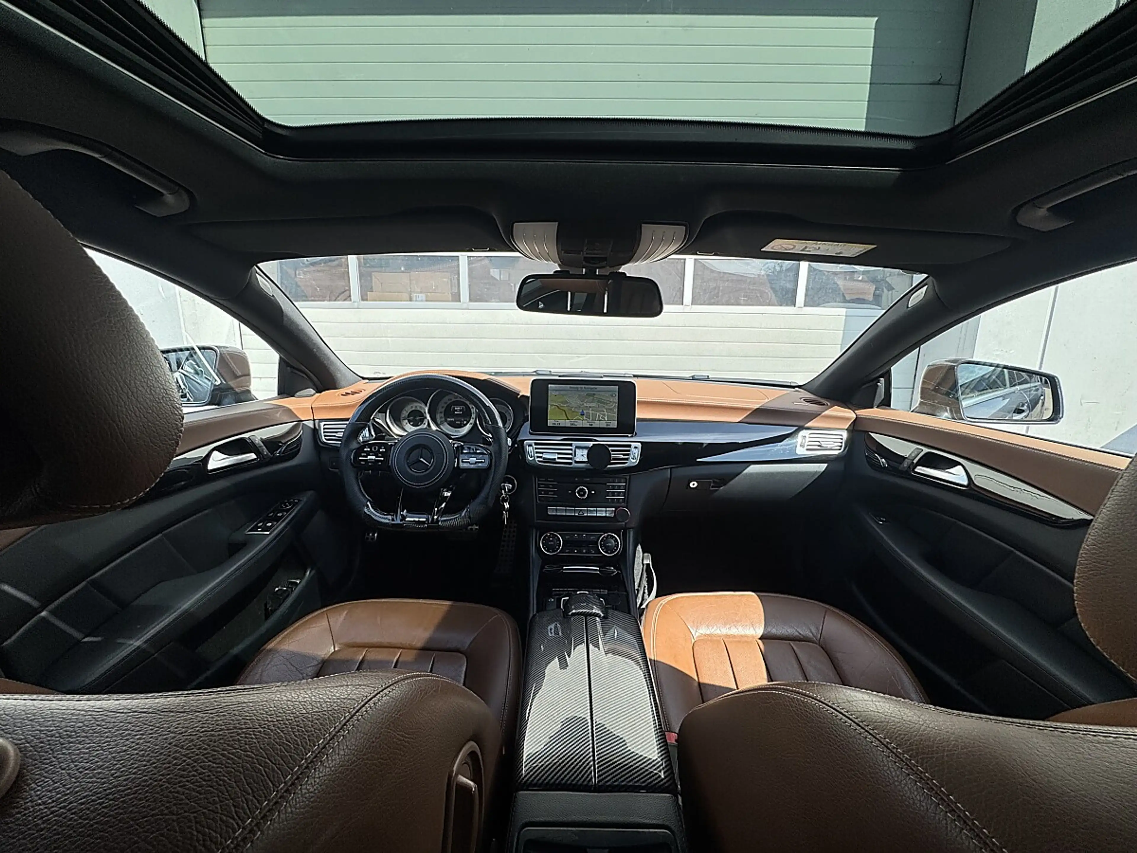 Mercedes-Benz CLS 250 d Aut./AMG 63 HECK/NAVI/LED/STZHZG/F1 — photo 10