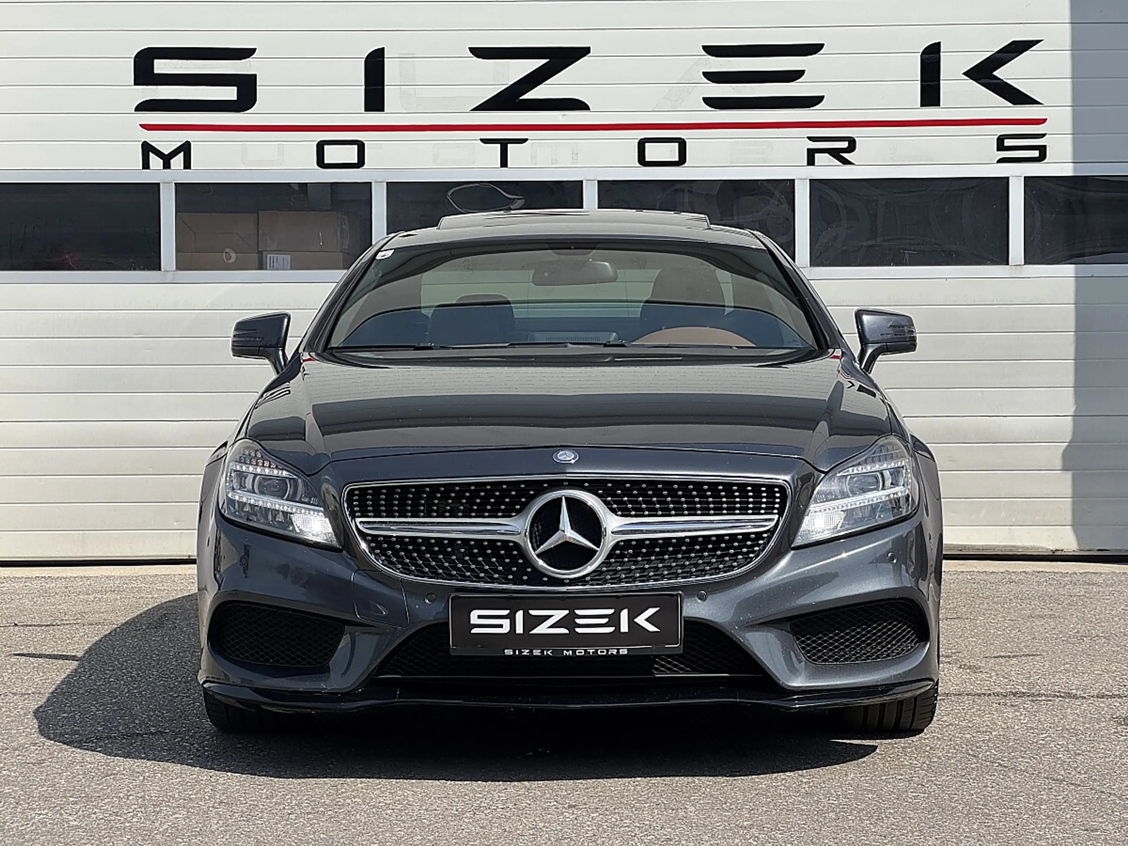 Mercedes-Benz CLS 250 d Aut./AMG 63 HECK/NAVI/LED/STZHZG/F1 — photo 5
