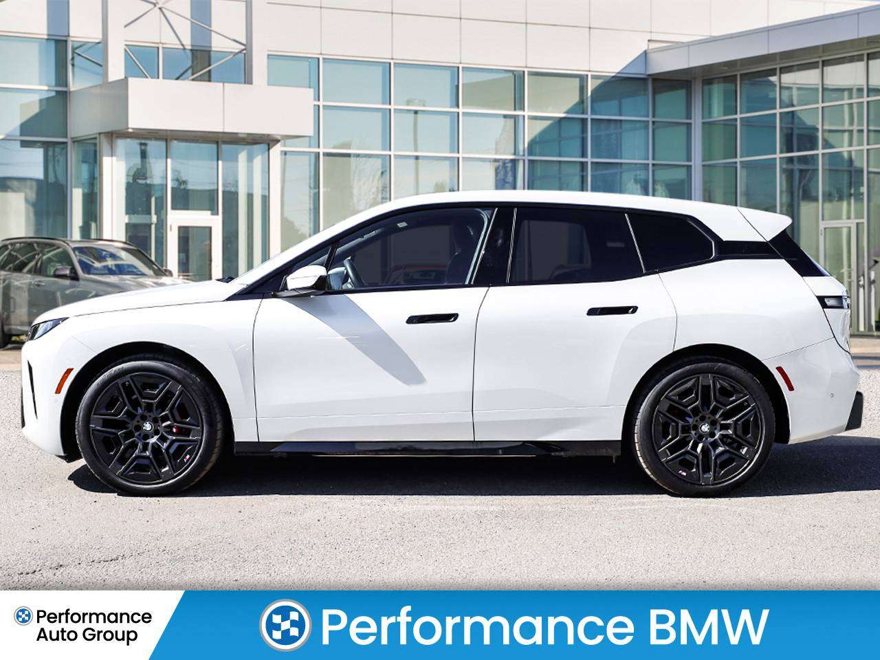 2026 BMW iX DEMO-ELECTRIC IX60-Prem.Enhance-MSptPro-AdvDrvAsst — photo 3